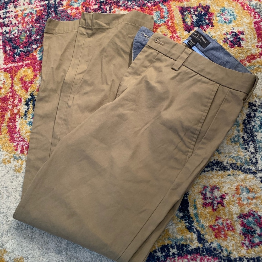 Banana Republic Chino